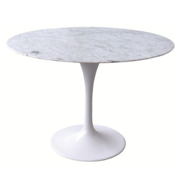 Mesa Jantar Saarinen